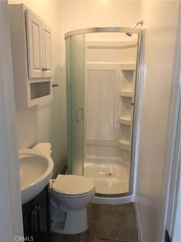 2917 Walton, Los Angeles, CA 90007