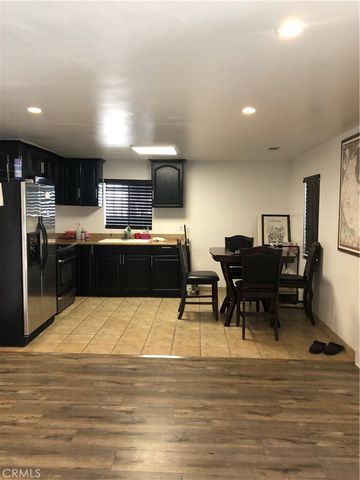 2917 Walton, Los Angeles, CA 90007