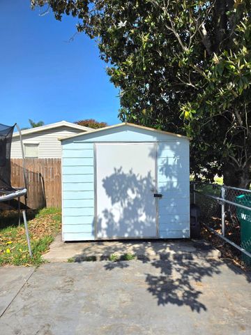 2828 SE 21st Court, Okeechobee, FL 34974