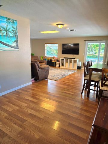 2828 SE 21st Court, Okeechobee, FL 34974