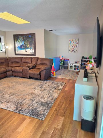 2828 SE 21st Court, Okeechobee, FL 34974