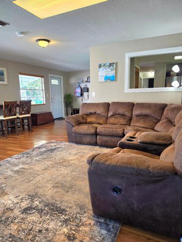 2828 SE 21st Court, Okeechobee, FL 34974