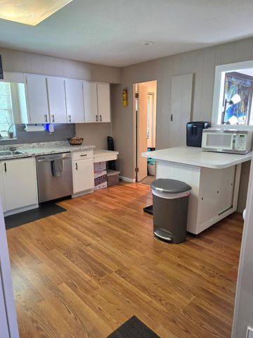 2828 SE 21st Court, Okeechobee, FL 34974