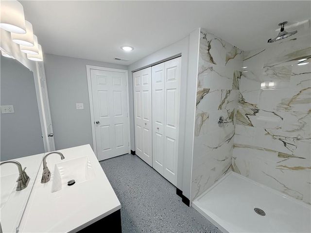 2109 Lafayette Avenue, Kansas City, KS 66104