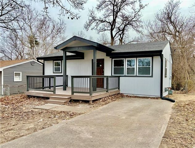 2109 Lafayette Avenue, Kansas City, KS 66104