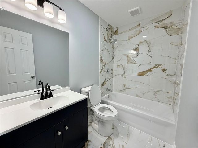 2109 Lafayette Avenue, Kansas City, KS 66104