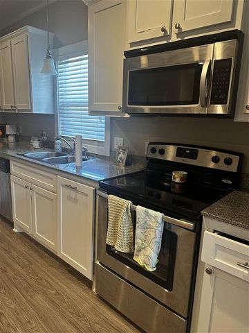 4025 Briarwood Road, Lake Charles, LA 70605