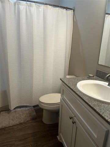 4025 Briarwood Road, Lake Charles, LA 70605