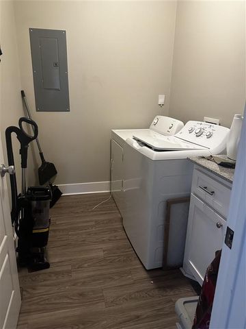 4025 Briarwood Road, Lake Charles, LA 70605