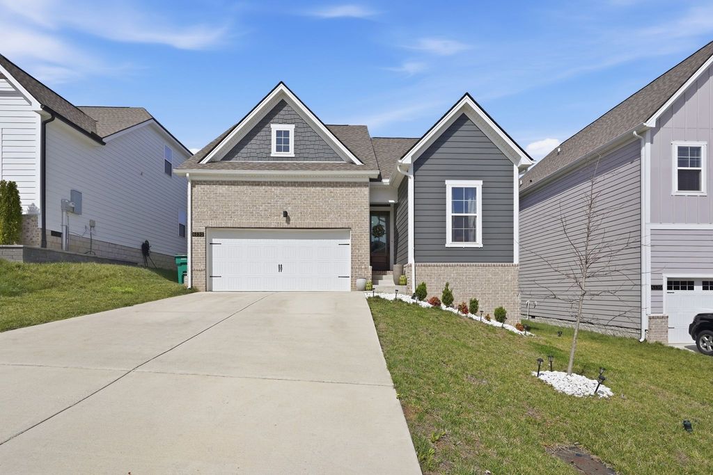 6132 Saxlingham Pl, Smyrna, TN 37167