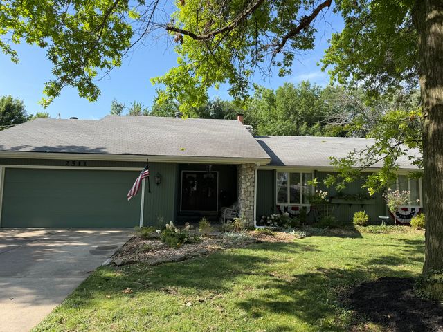2511 E Broadmoor Street, Springfield, MO 65804