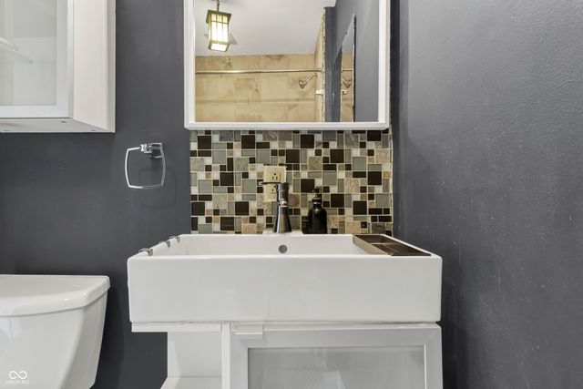 2702 N Talbott Street, Indianapolis, IN 46205