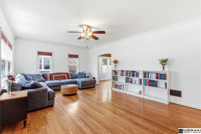 4516 Shirley Street, Omaha, NE 68106