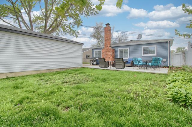 8210 N Henry Ruff Road, Westland, MI 48185