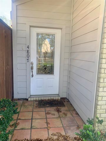 4807 Forest Court, Baytown, TX 77521