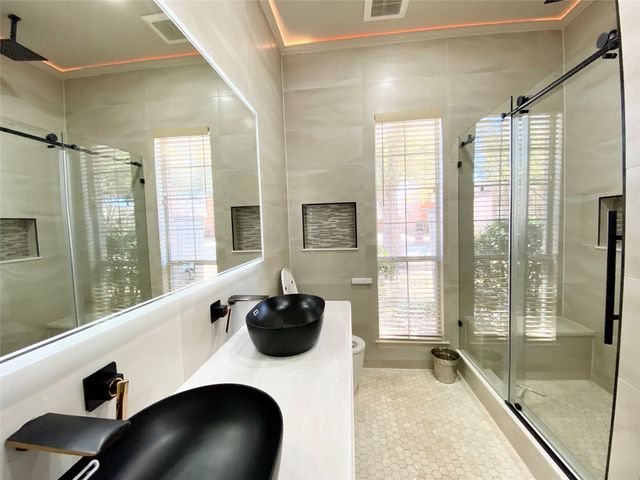 5507 Stonehenge Drive, Richardson, TX 75082