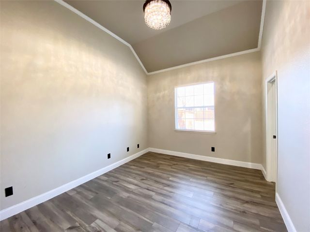 5507 Stonehenge Drive, Richardson, TX 75082
