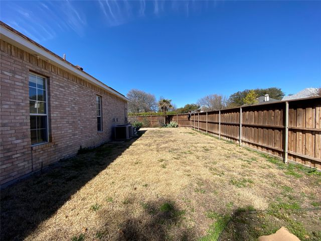 5507 Stonehenge Drive, Richardson, TX 75082