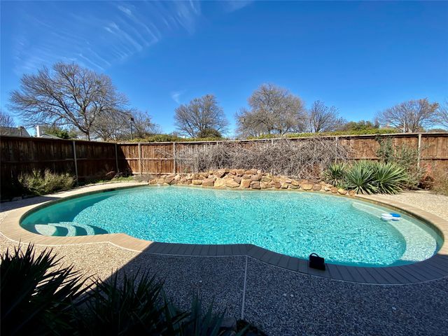 5507 Stonehenge Drive, Richardson, TX 75082