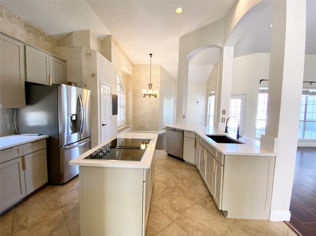 5507 Stonehenge Drive, Richardson, TX 75082