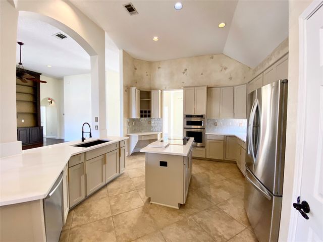 5507 Stonehenge Drive, Richardson, TX 75082