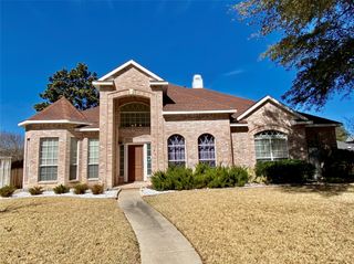 5507 Stonehenge Drive, Richardson, TX 75082