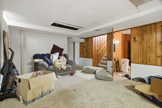 24657 Flower Avenue, Eastpointe, MI 48021