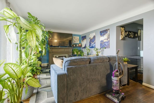 24657 Flower Avenue, Eastpointe, MI 48021