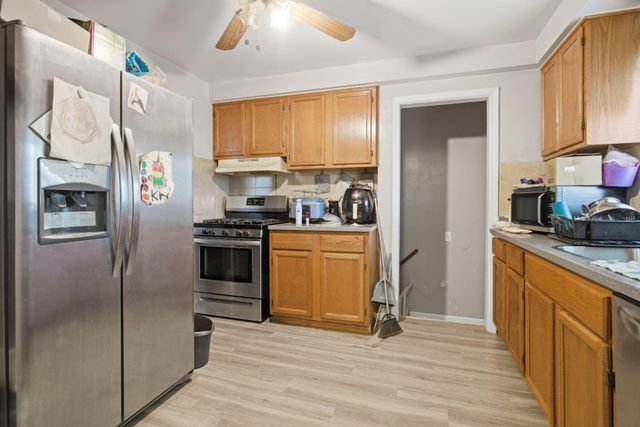 24657 Flower Avenue, Eastpointe, MI 48021