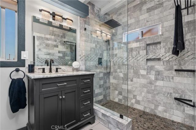 10739 Helendale, Tujunga, CA 91042