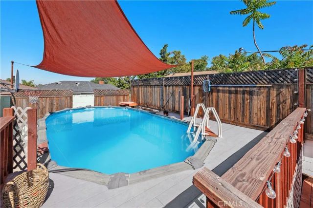 10739 Helendale, Tujunga, CA 91042