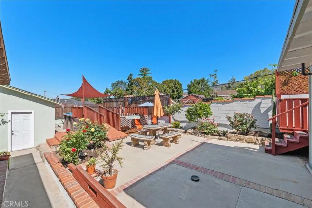 10739 Helendale, Tujunga, CA 91042