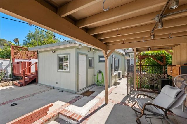 10739 Helendale, Tujunga, CA 91042