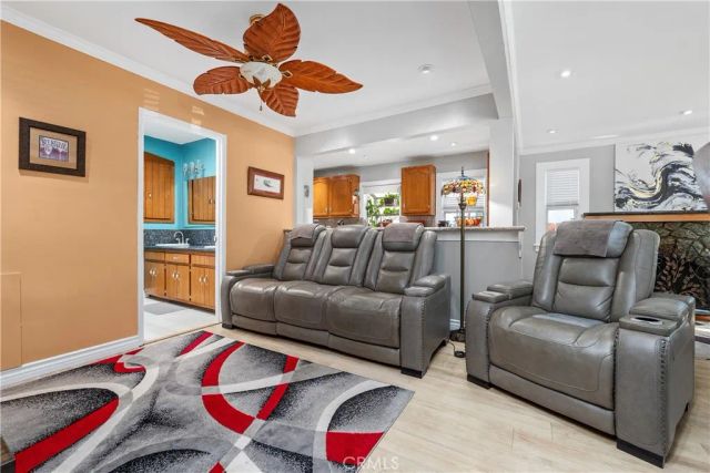 10739 Helendale, Tujunga, CA 91042