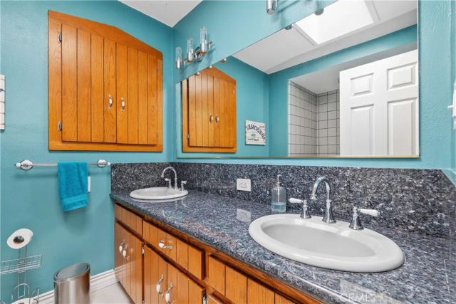 10739 Helendale, Tujunga, CA 91042