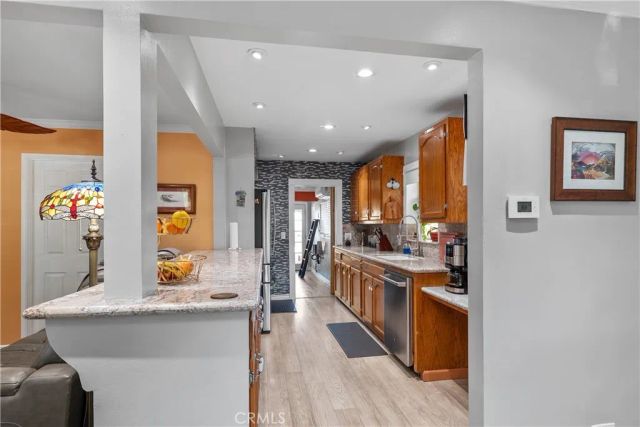 10739 Helendale, Tujunga, CA 91042
