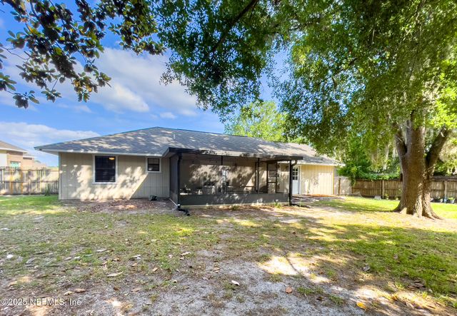 6110 W 1ST Manor, Palatka, FL 32177
