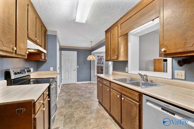 135 Oakcrest Road, Huntsville, AL 35811