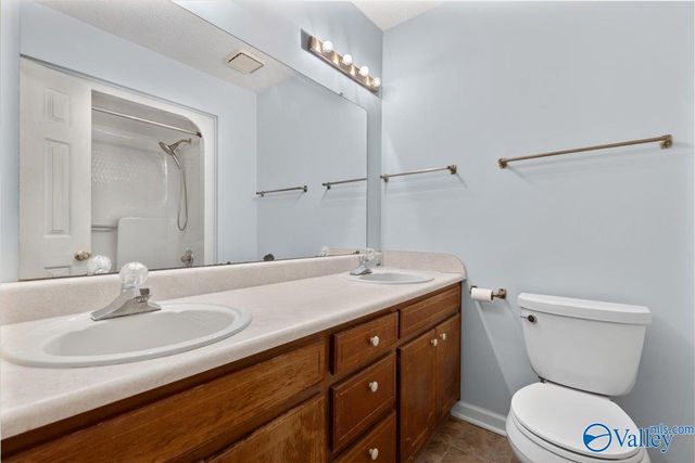 135 Oakcrest Road, Huntsville, AL 35811