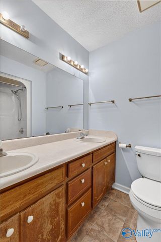 135 Oakcrest Road, Huntsville, AL 35811