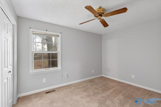 135 Oakcrest Road, Huntsville, AL 35811