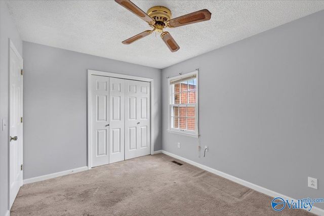 135 Oakcrest Road, Huntsville, AL 35811