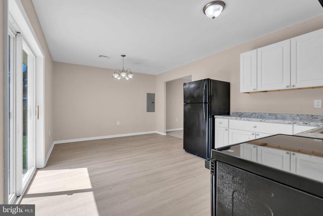 219 SNOW AVE, Browns Mills, NJ 08015
