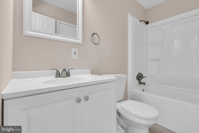 219 SNOW AVE, Browns Mills, NJ 08015