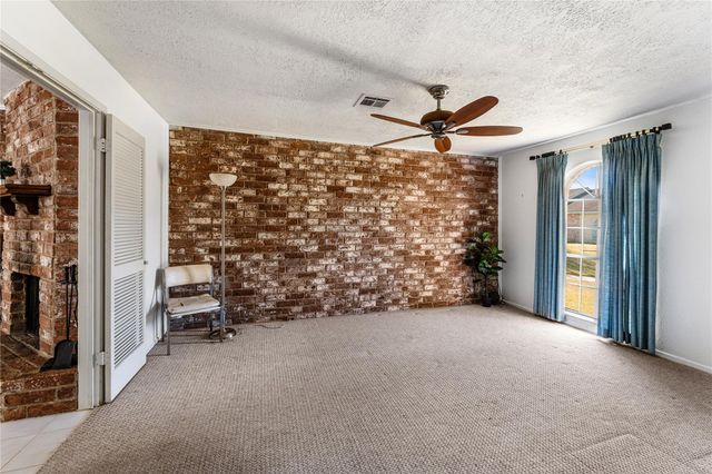 6947 Chasewood Drive, Houston, TX 77489