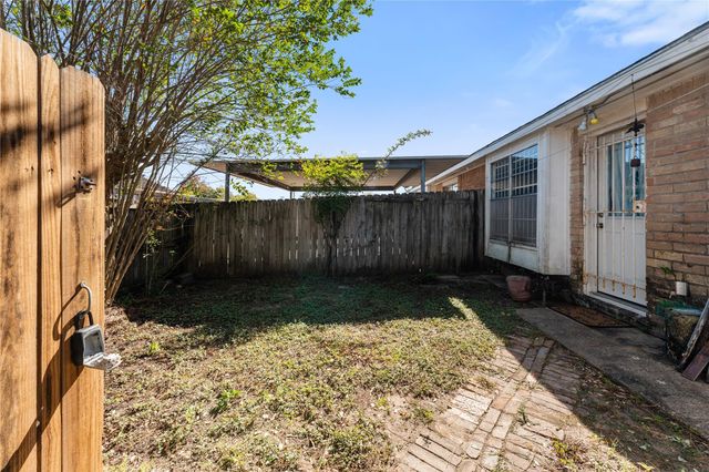 6947 Chasewood Drive, Houston, TX 77489