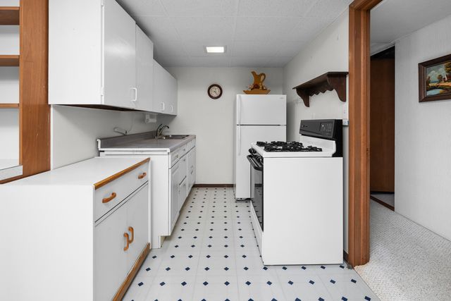 3709 9th Avenue, Moline, IL 61265