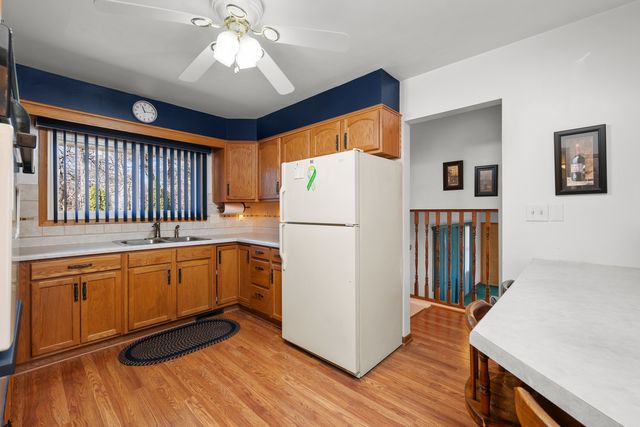 3709 9th Avenue, Moline, IL 61265