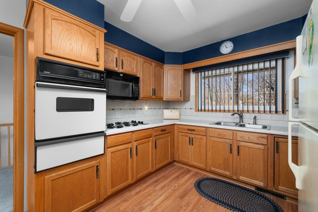 3709 9th Avenue, Moline, IL 61265