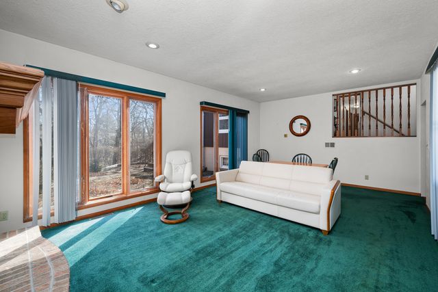 3709 9th Avenue, Moline, IL 61265